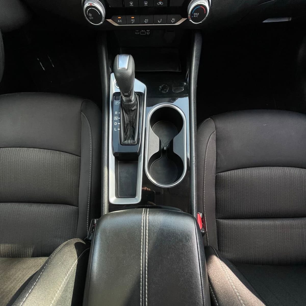 2024 Nissan Altima - Image 20
