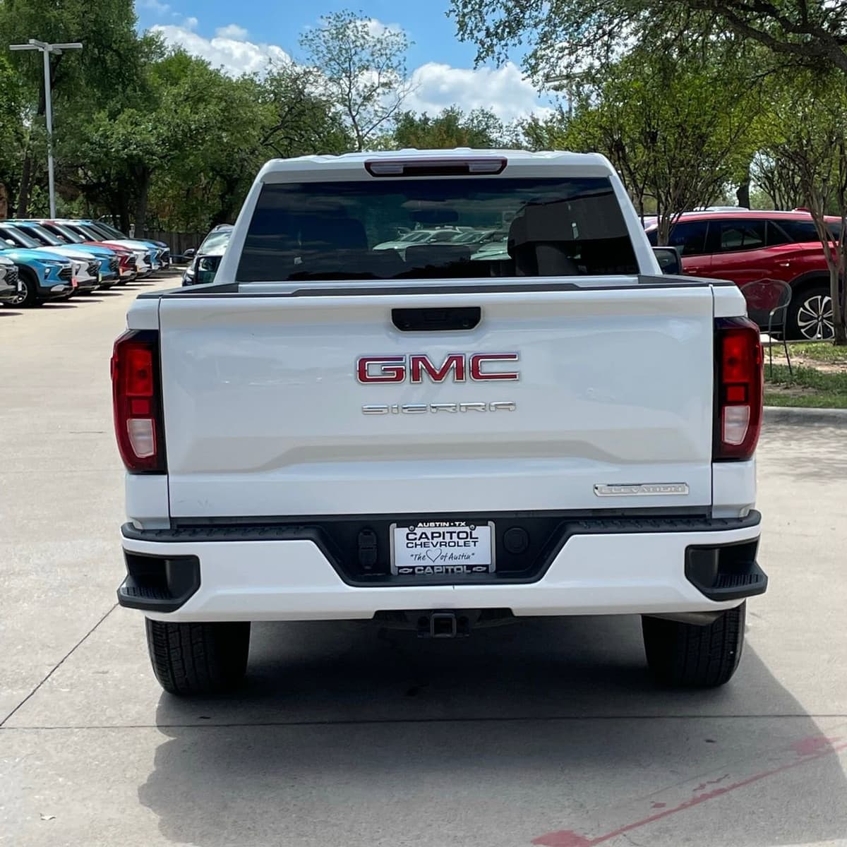 2025 GMC Sierra 1500 - Image 5