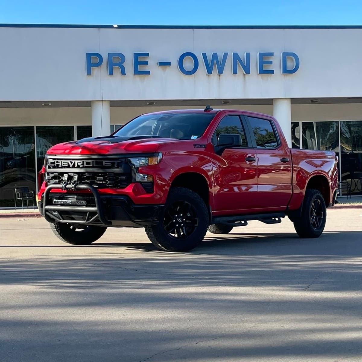 2024 Chevrolet Silverado 1500 - Image 2