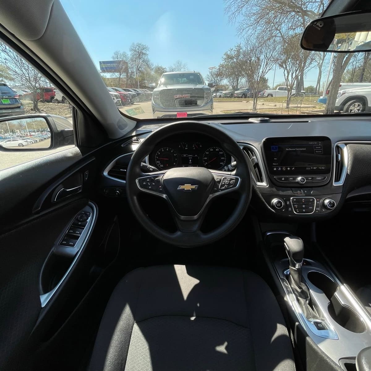 2024 Chevrolet Malibu - Image 12