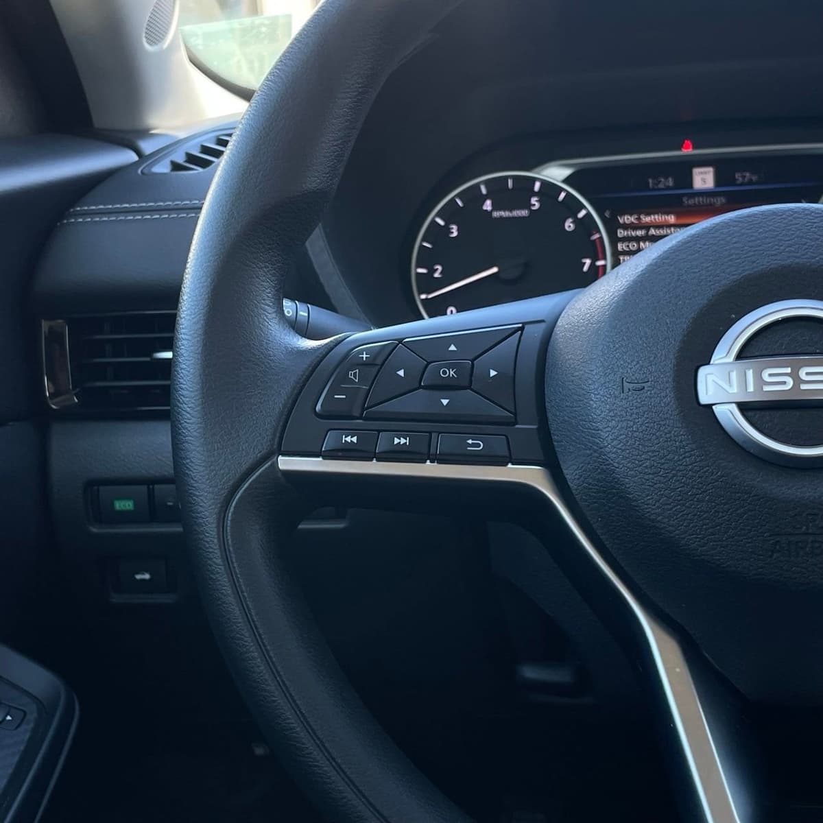 2024 Nissan Sentra - Image 14