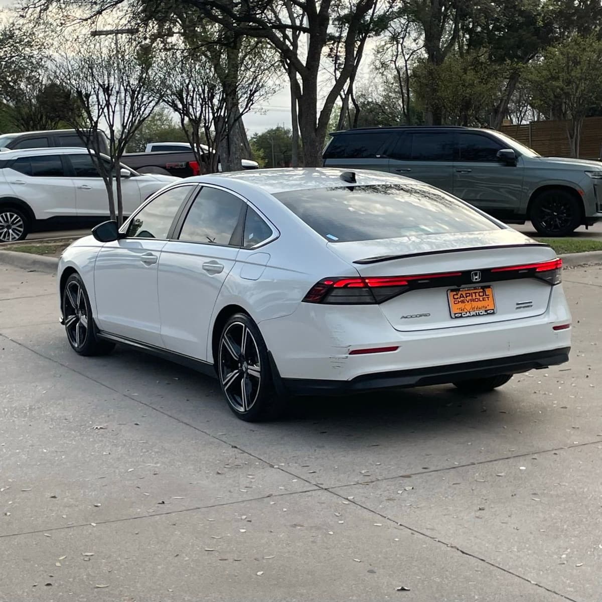 2023 Honda Accord Hybrid - Image 4