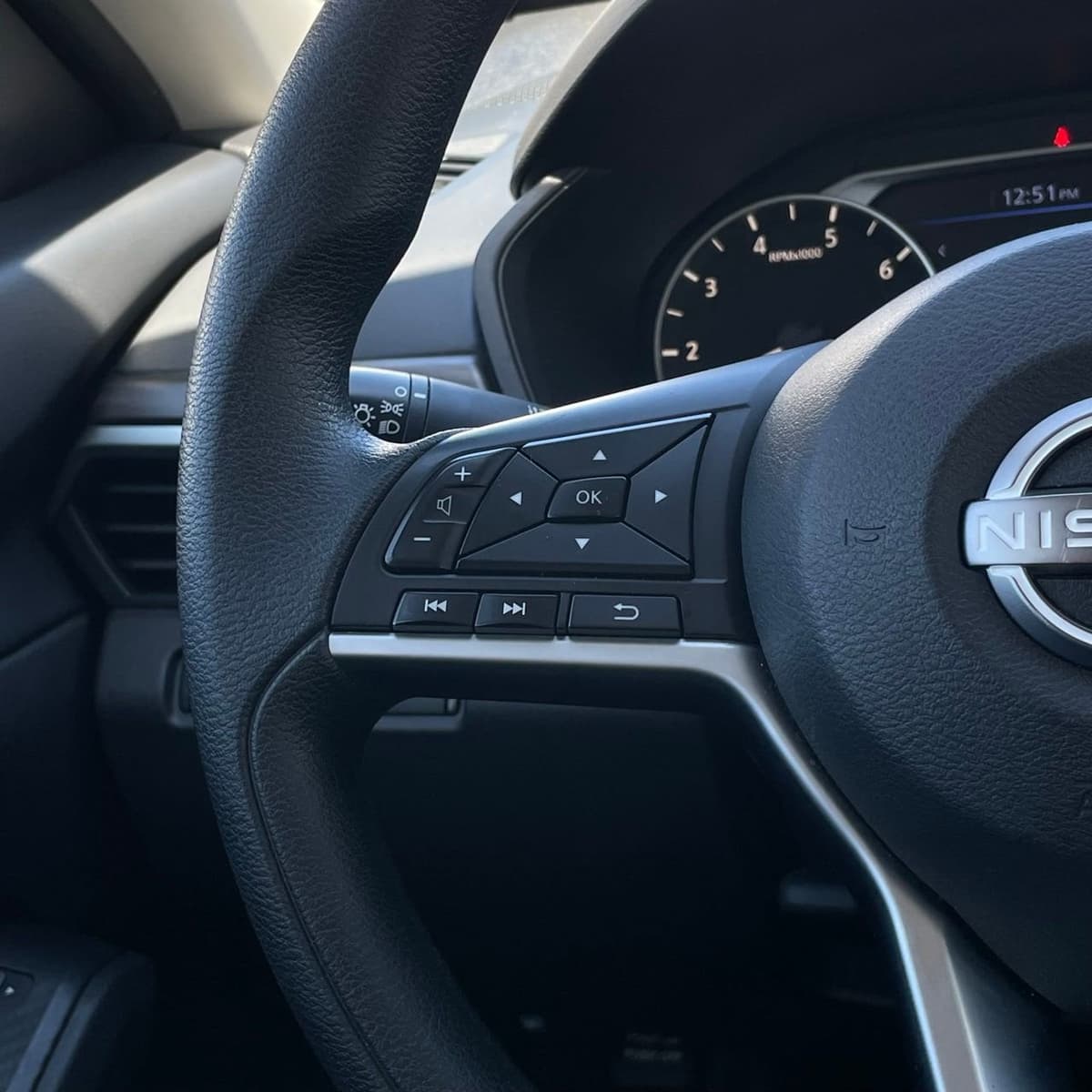 2024 Nissan Altima - Image 13