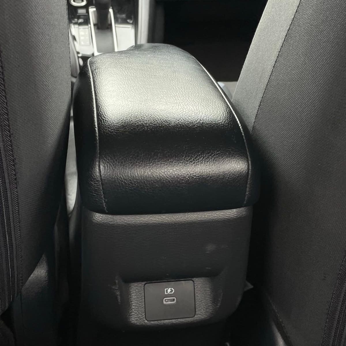 2024 Nissan Versa - Image 25