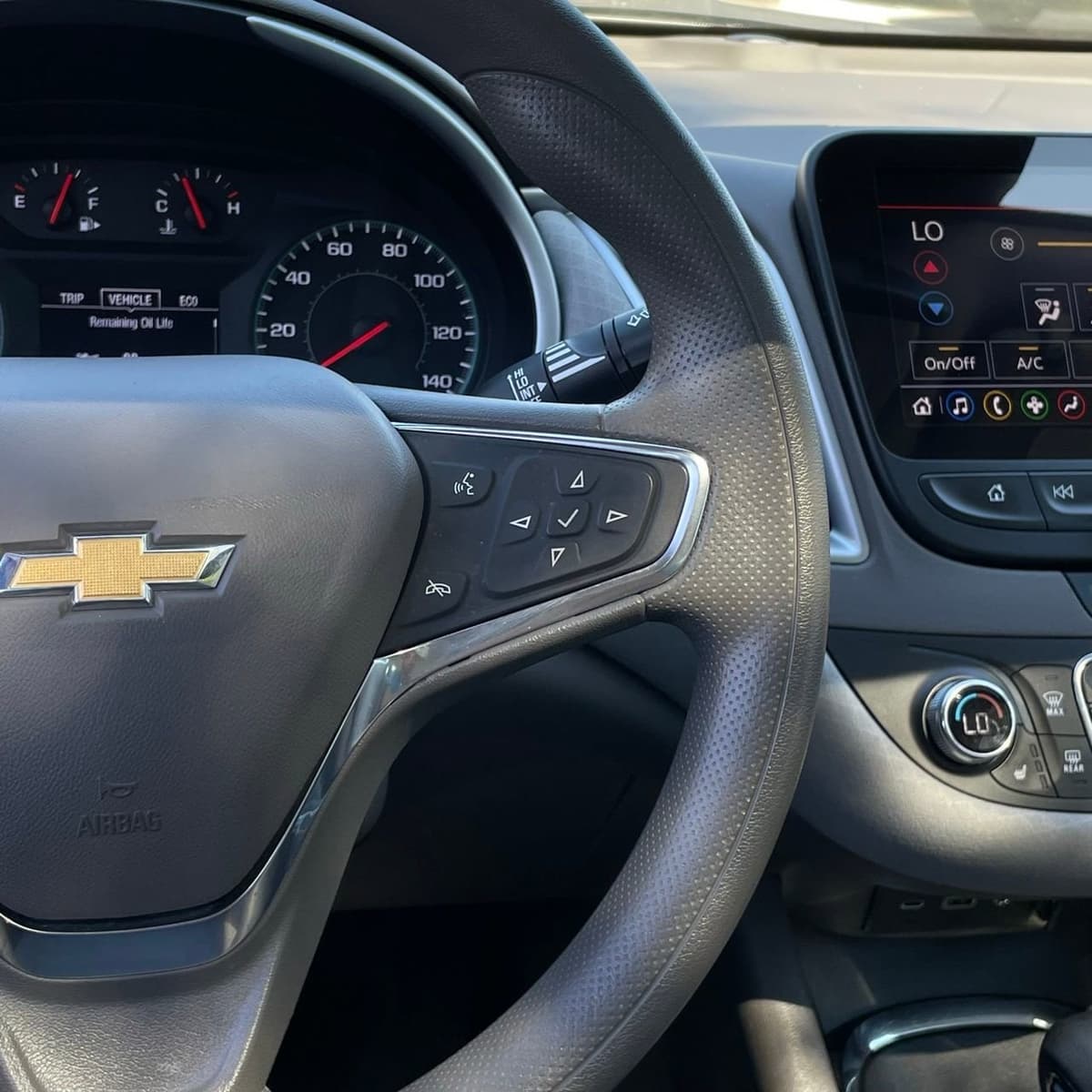 2024 Chevrolet Malibu - Image 15