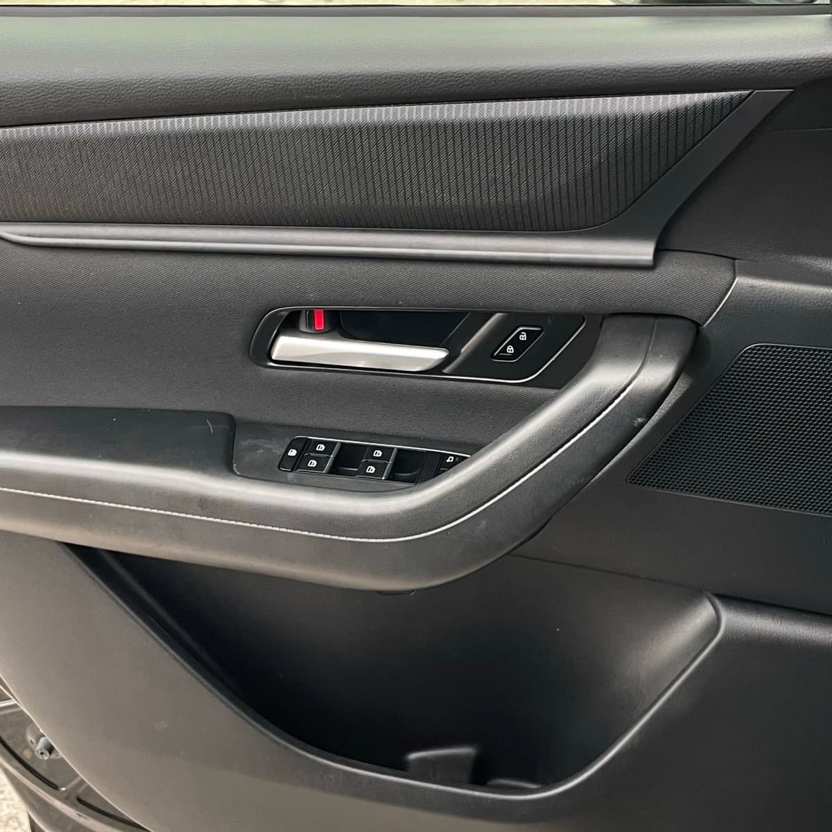 2024 Mazda CX-90 - Image 21