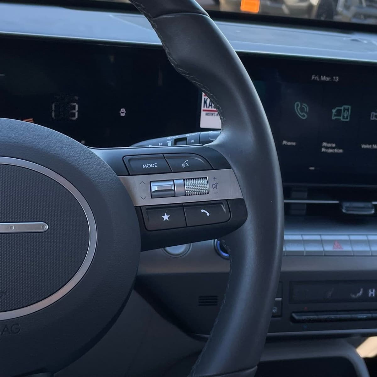 2025 Hyundai Kona - Image 13