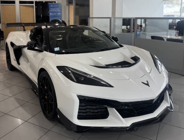 2026 Chevrolet Corvette ZR1 - Image 2