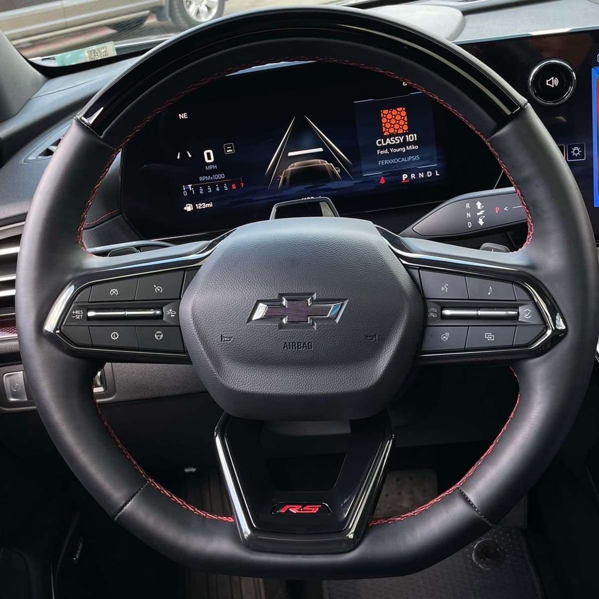 2026 Chevrolet Traverse - Image 13