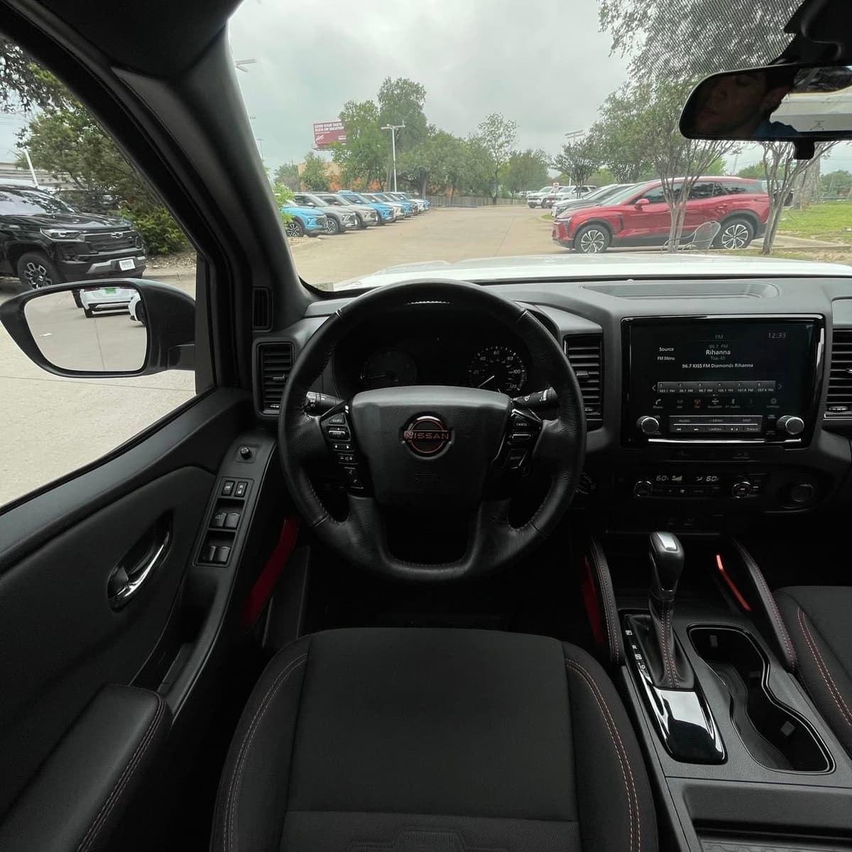 2024 Nissan Frontier - Image 12