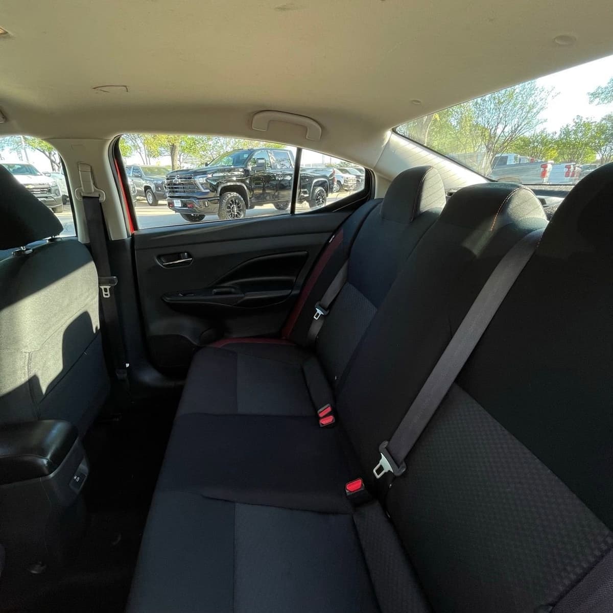 2024 Nissan Versa - Image 24