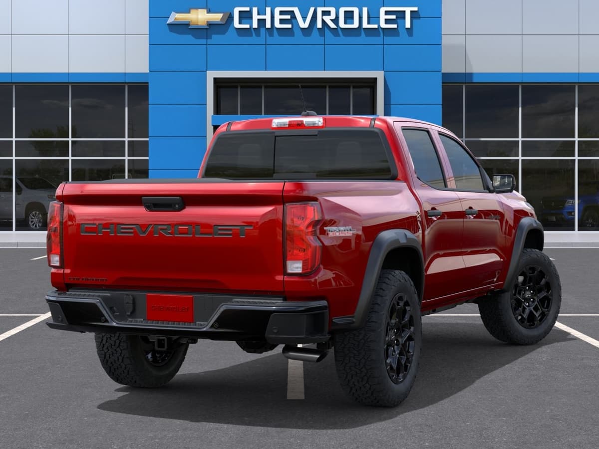 2026 Chevrolet Colorado - Image 4