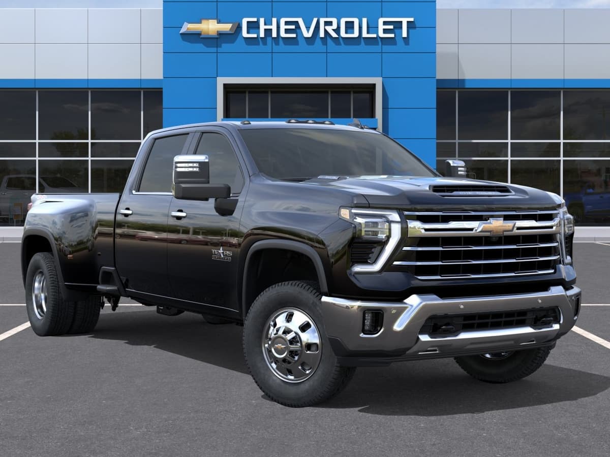 2026 Chevrolet Silverado 3500 HD - Image 7