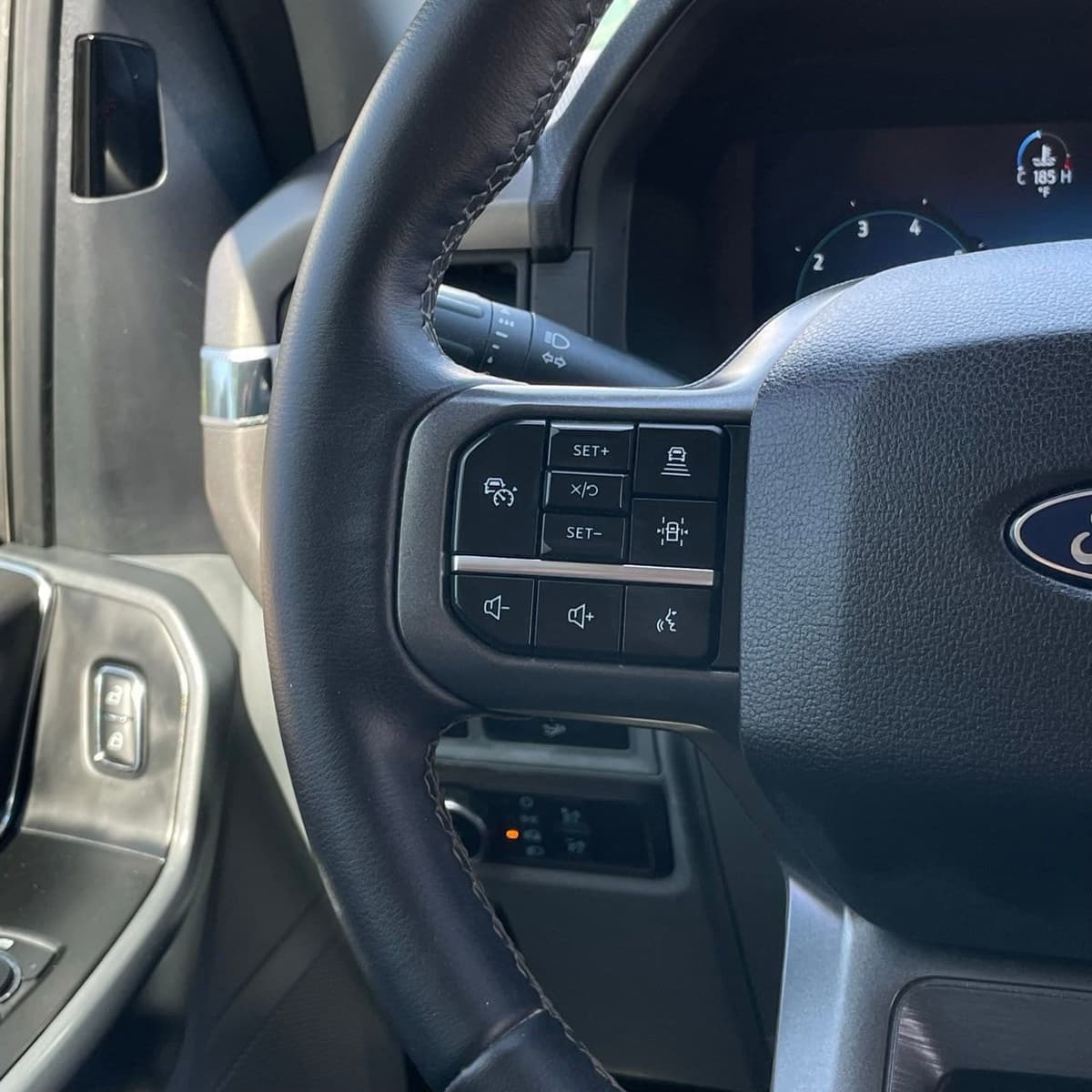 2024 Ford F-150 - Image 14