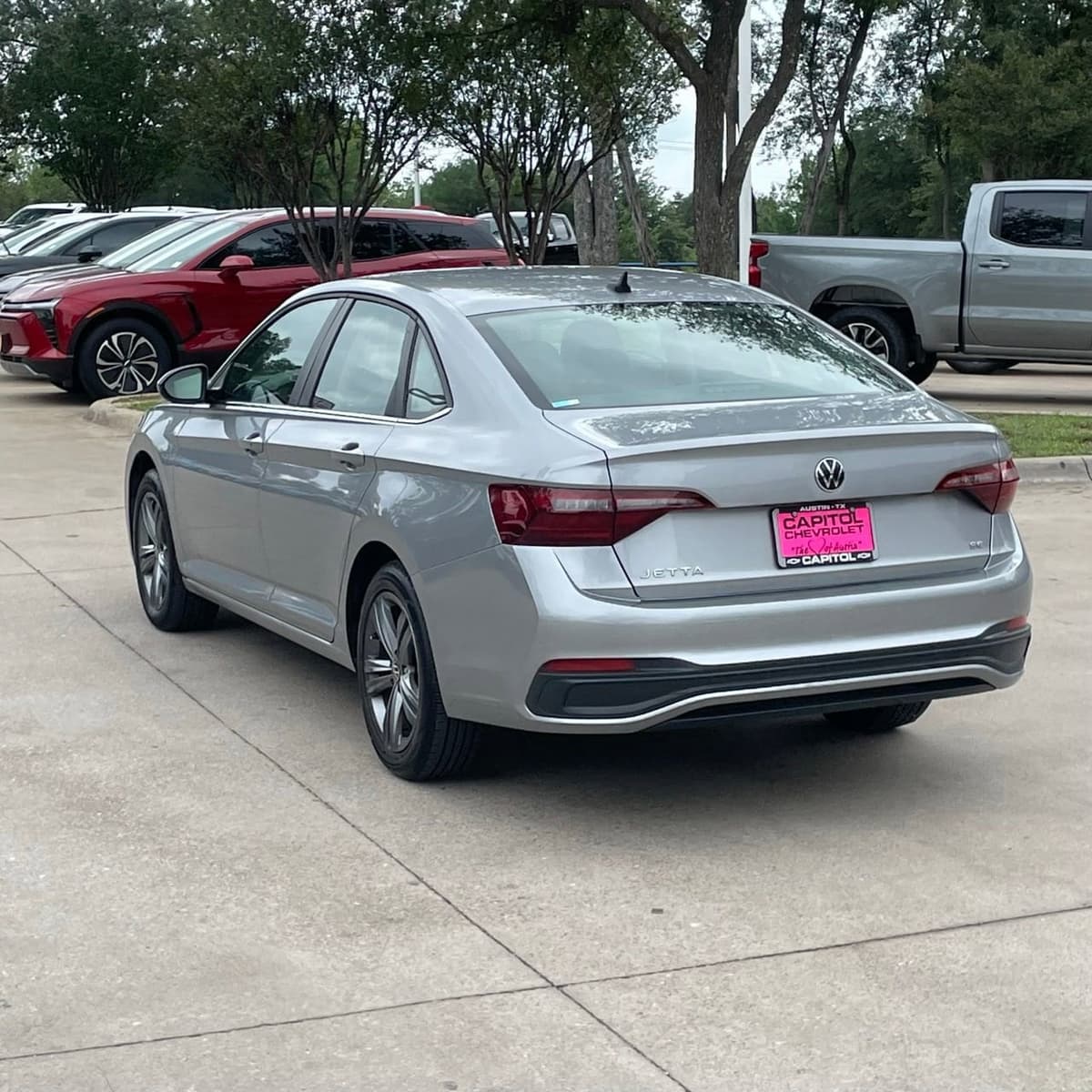 2024 Volkswagen Jetta - Image 4