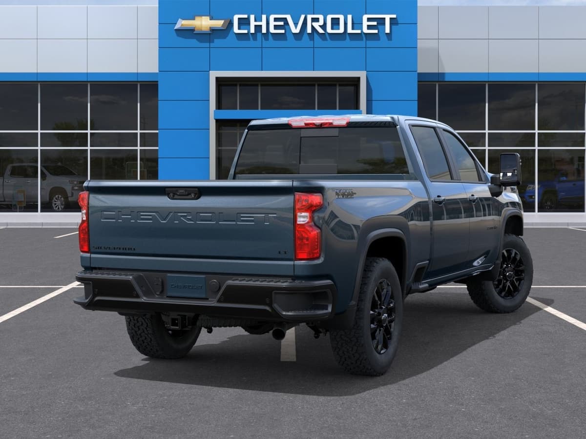 2026 Chevrolet Silverado 2500 HD - Image 4