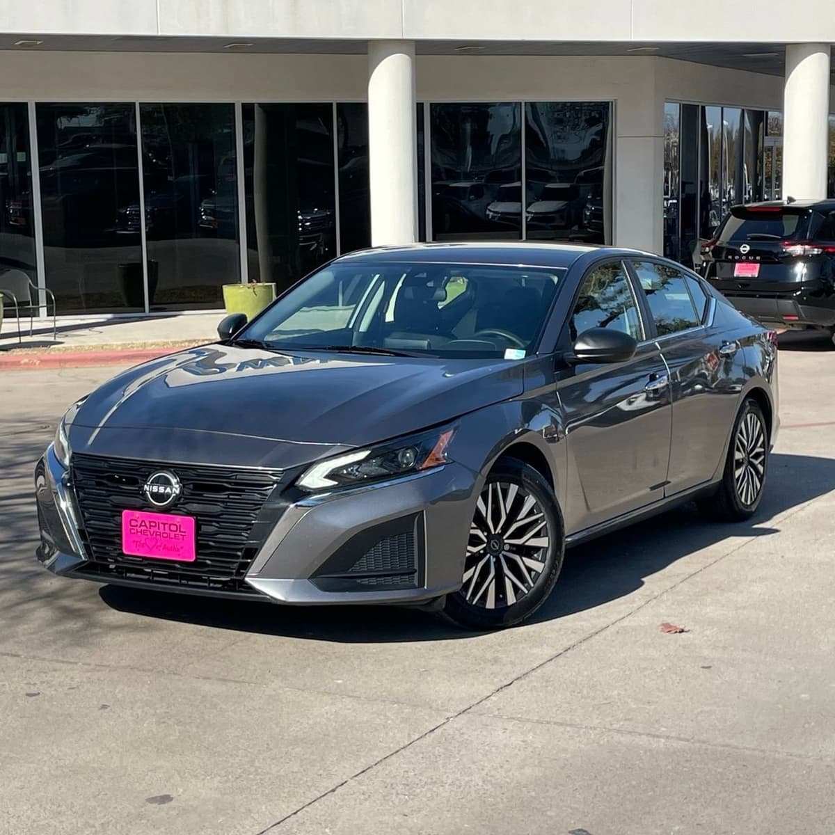 2024 Nissan Altima - Image 10