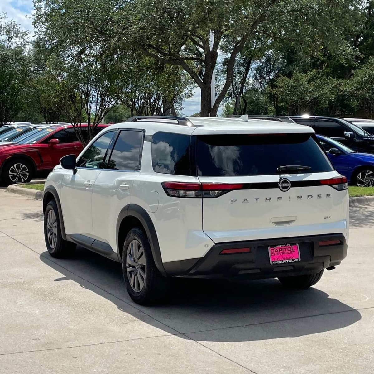 2024 Nissan Pathfinder - Image 4