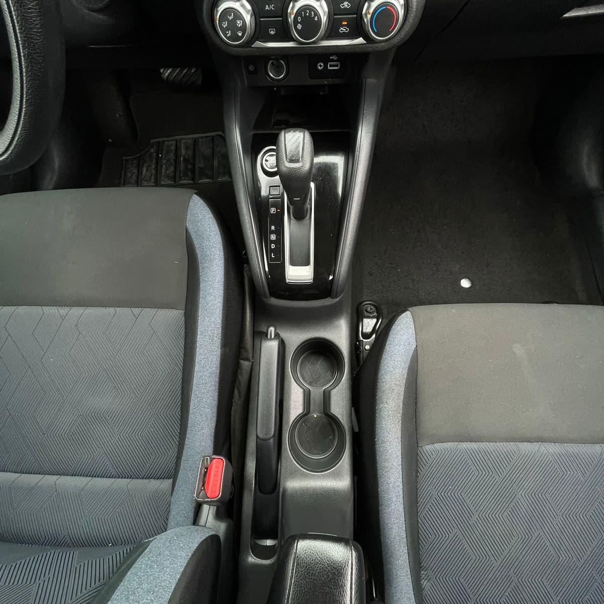 2024 Nissan Versa - Image 20