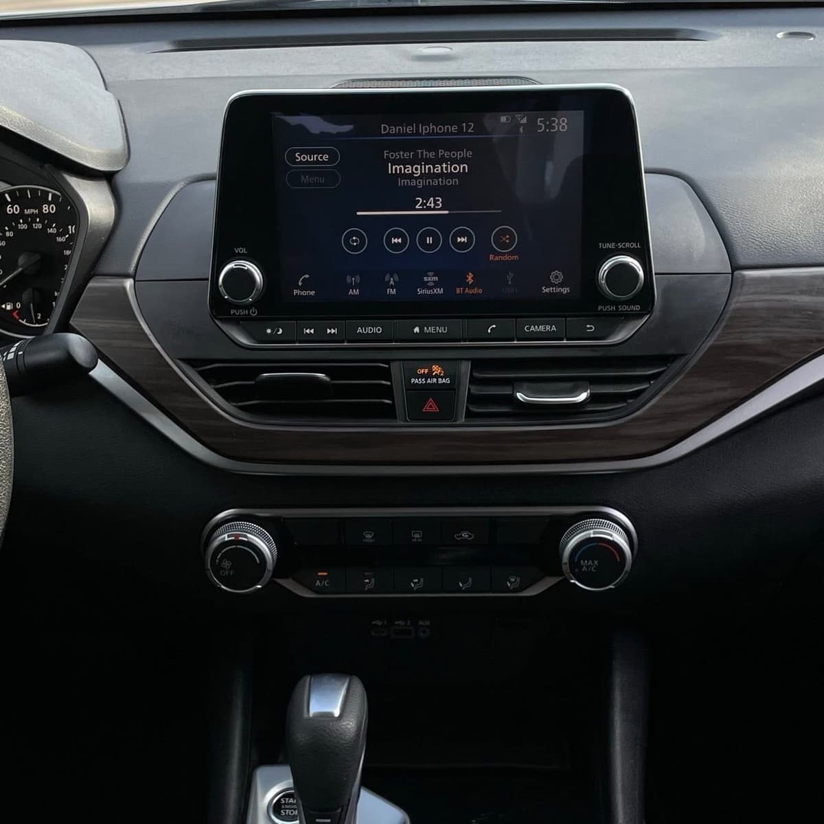 2024 Nissan Altima - Image 18