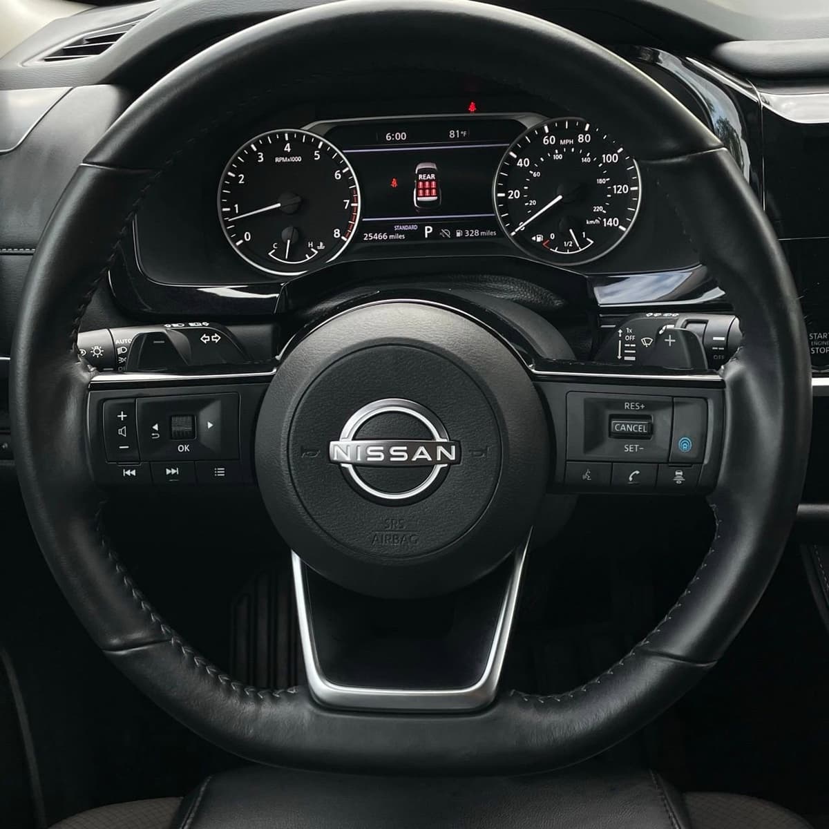 2025 Nissan Pathfinder - Image 13