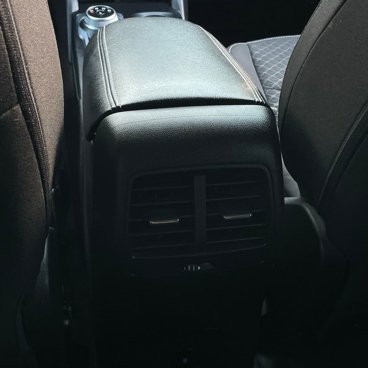 2024 Ford Escape - Image 25