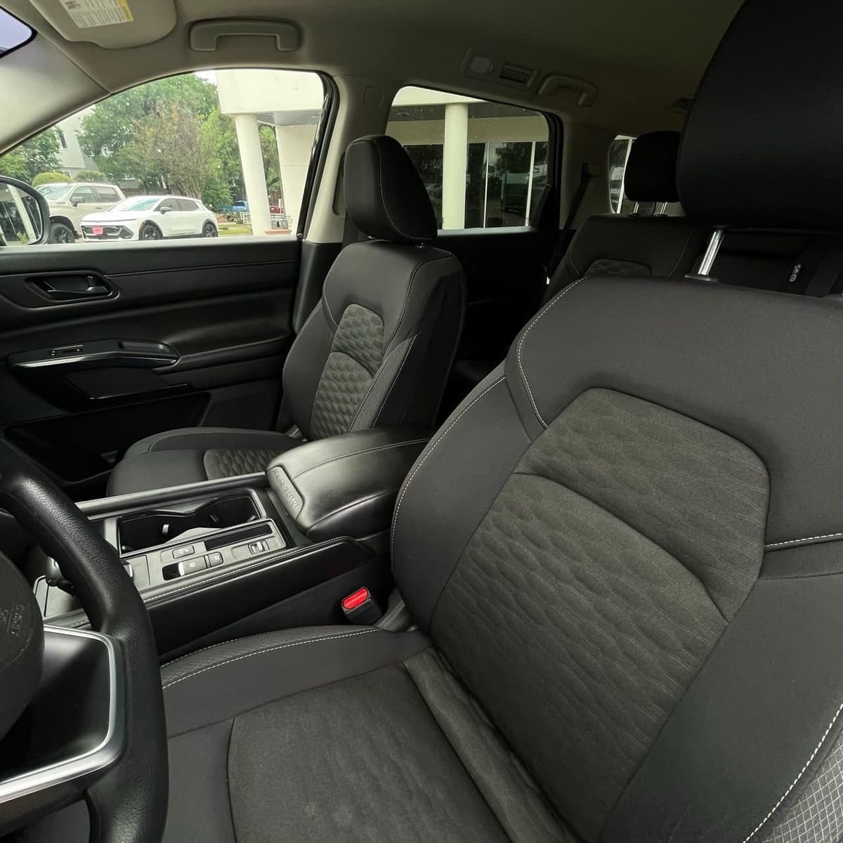 2024 Nissan Pathfinder - Image 21
