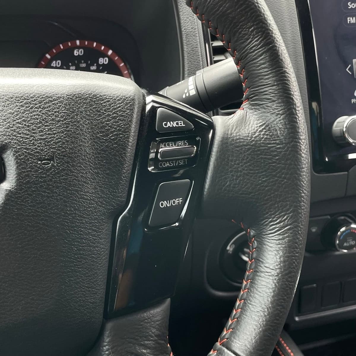 2024 Nissan Frontier - Image 15