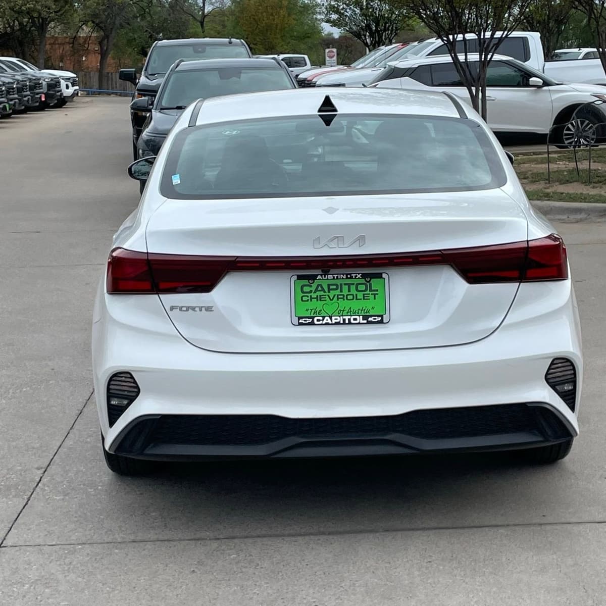 2024 Kia Forte - Image 5