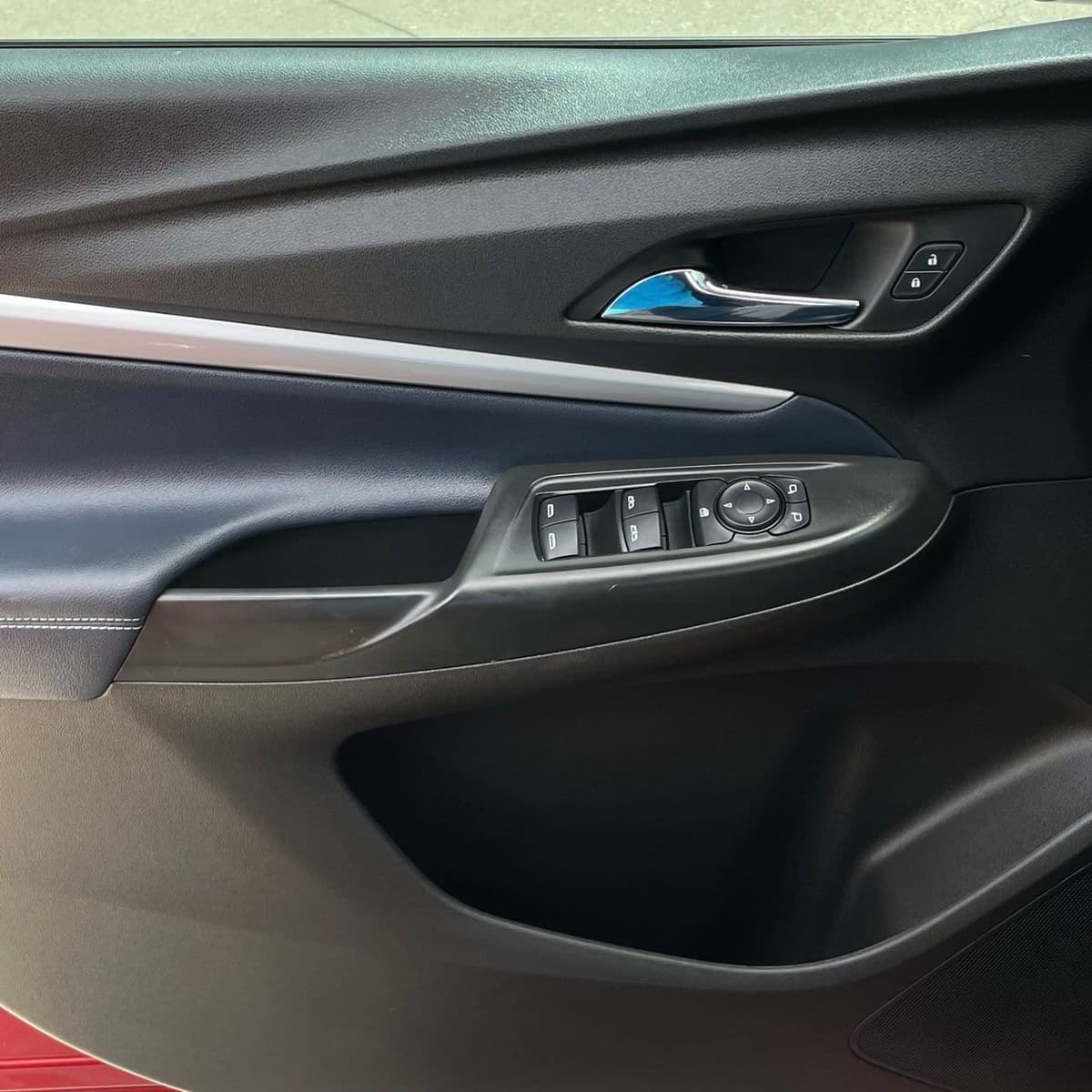 2023 Chevrolet Bolt EUV - Image 20