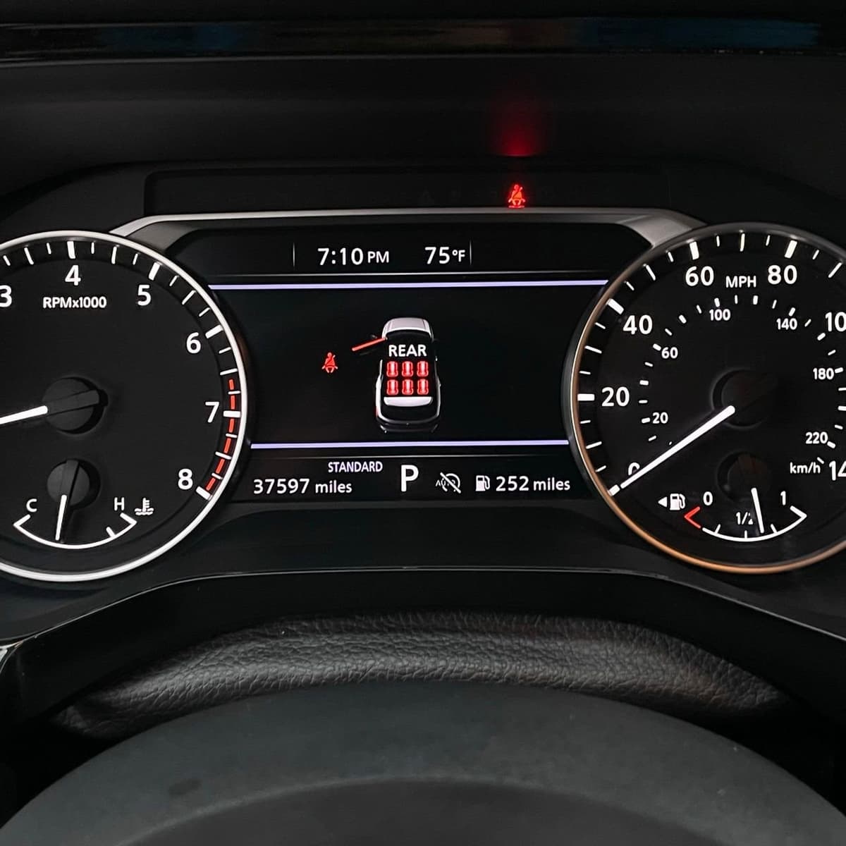 2024 Nissan Pathfinder - Image 16