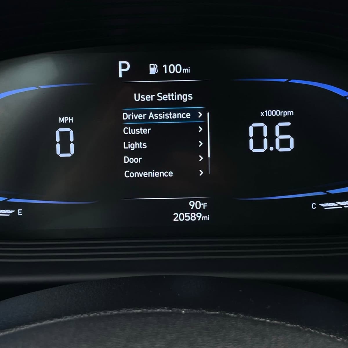 2025 Hyundai Venue - Image 14