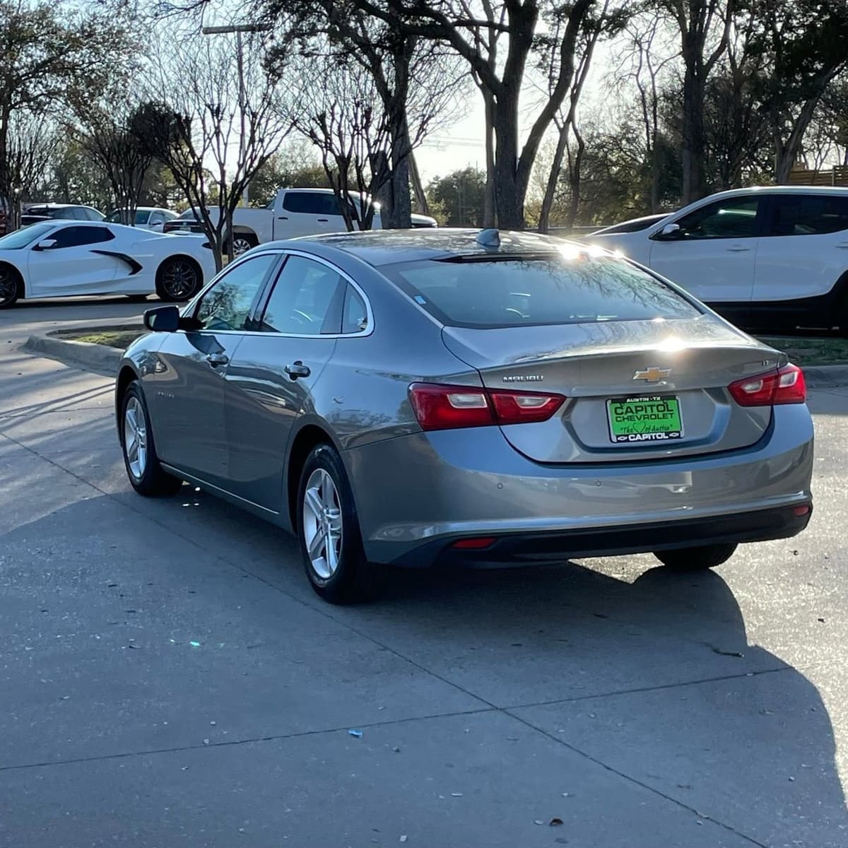 2024 Chevrolet Malibu - Image 4