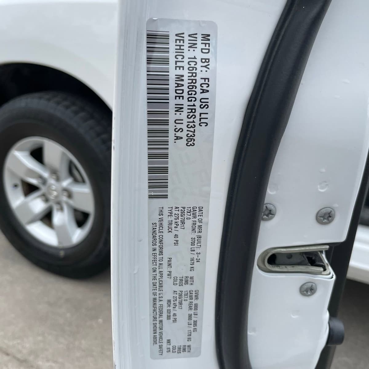 2024 Ram 1500 Classic - Image 28