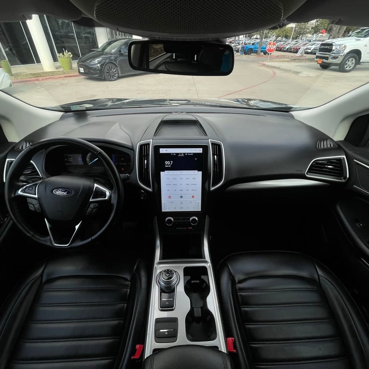 2024 Ford Edge - Image 10