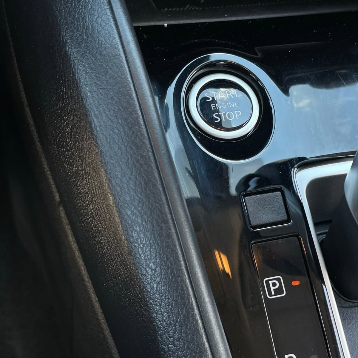 2024 Nissan Versa - Image 17