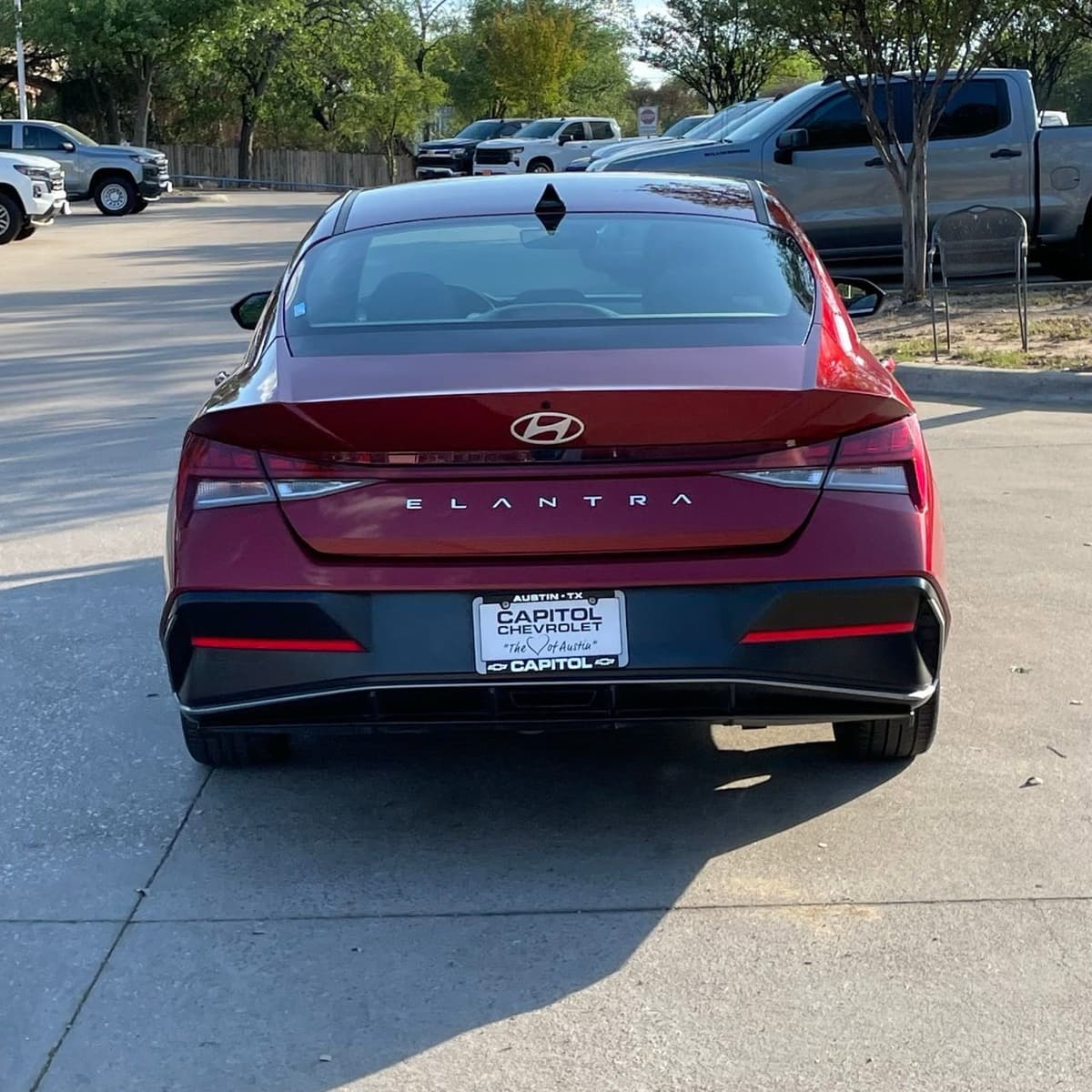 2025 Hyundai Elantra - Image 5