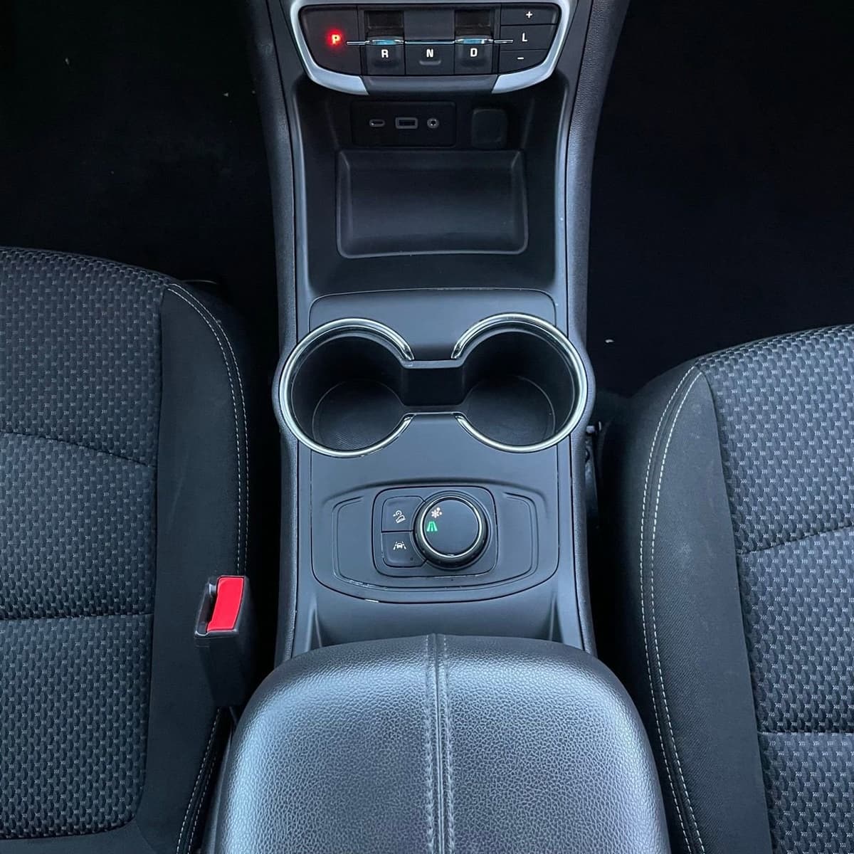 2024 GMC Terrain - Image 19