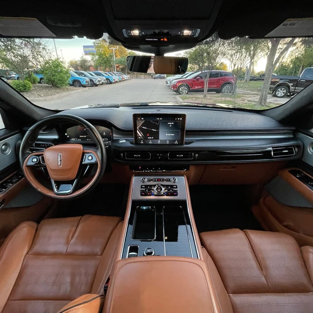 2020 Lincoln Aviator - Image 10