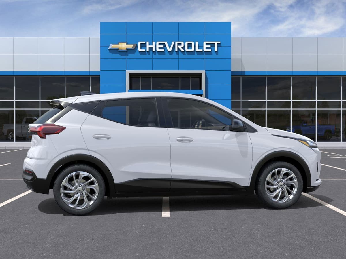 2027 Chevrolet Bolt - Image 5