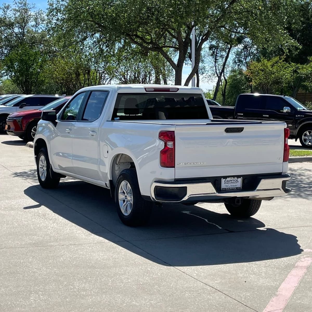 2025 Chevrolet Silverado 1500 - Image 4