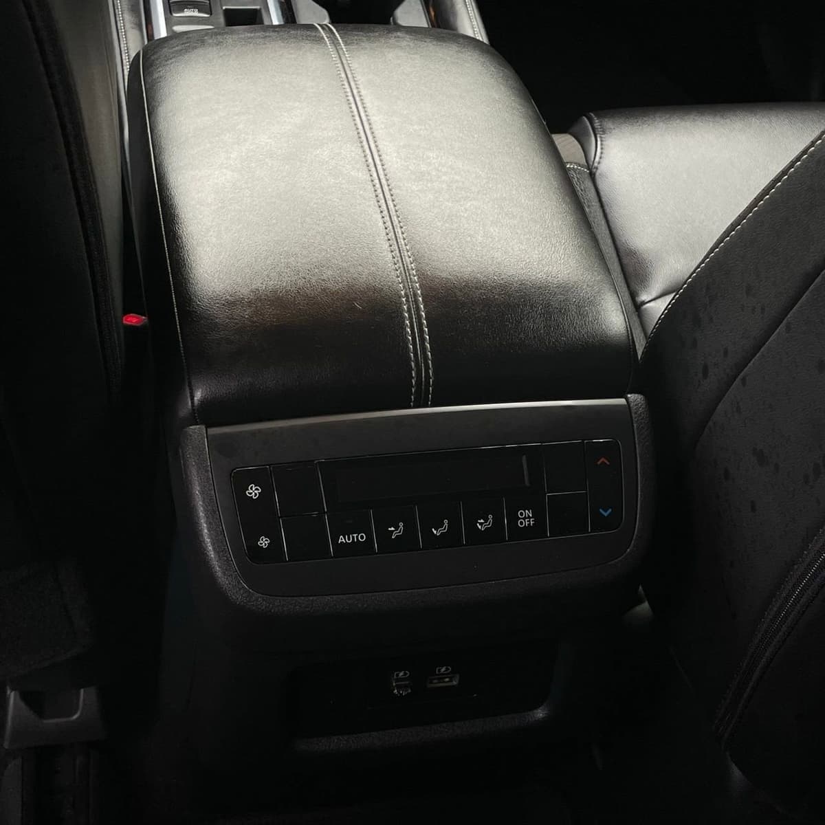 2025 Nissan Pathfinder - Image 25