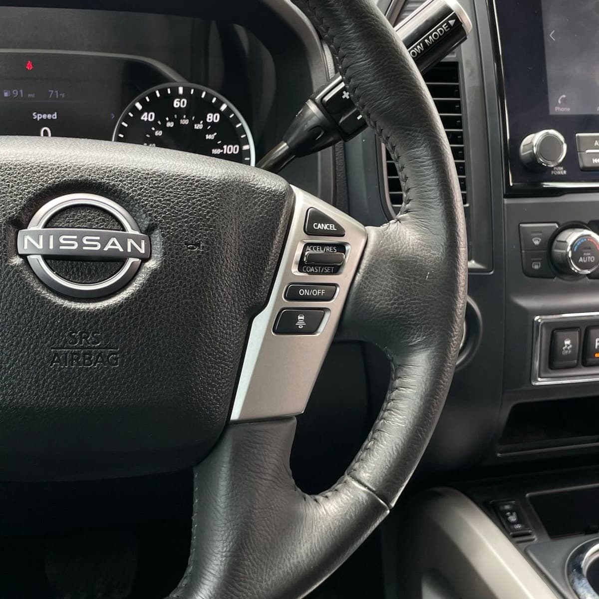 2024 Nissan Titan - Image 15