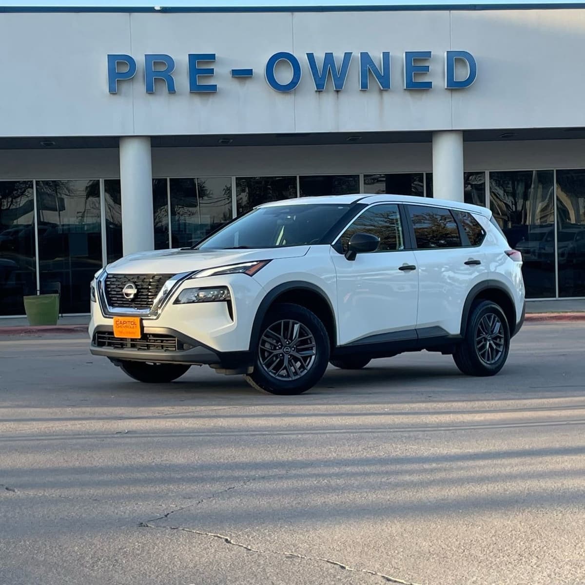 2023 Nissan Rogue - Image 1