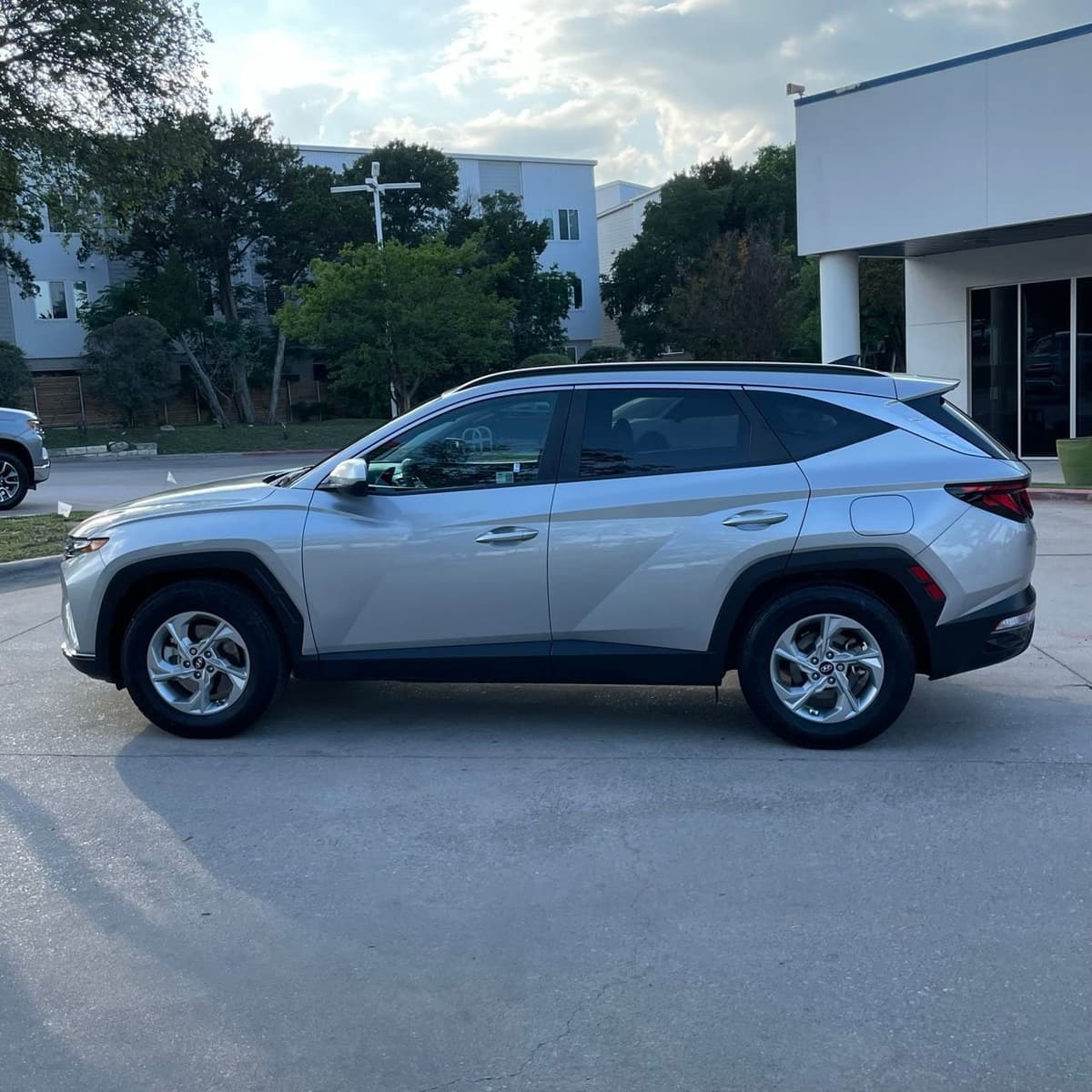 2024 Hyundai Tucson - Image 3