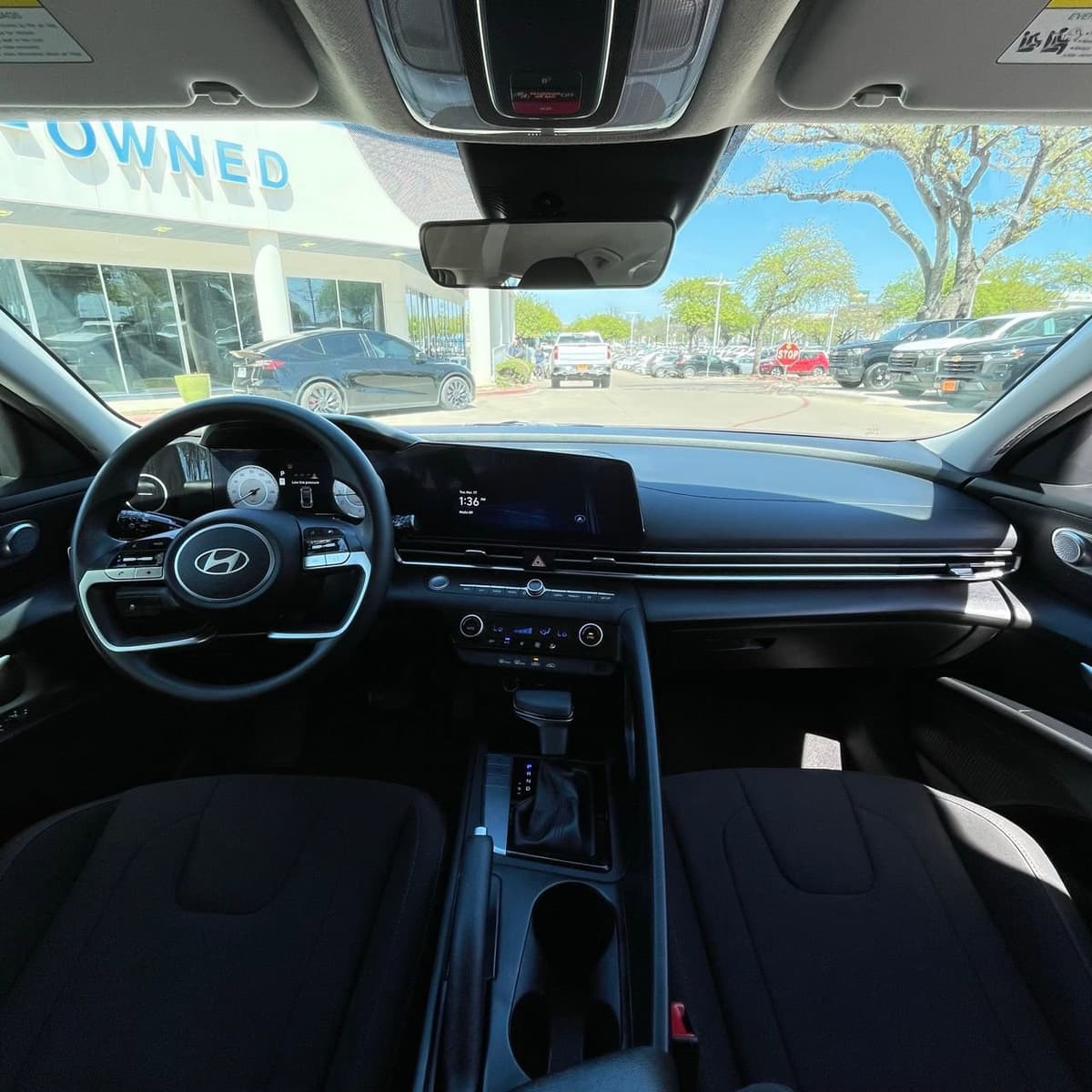 2024 Hyundai Elantra - Image 10