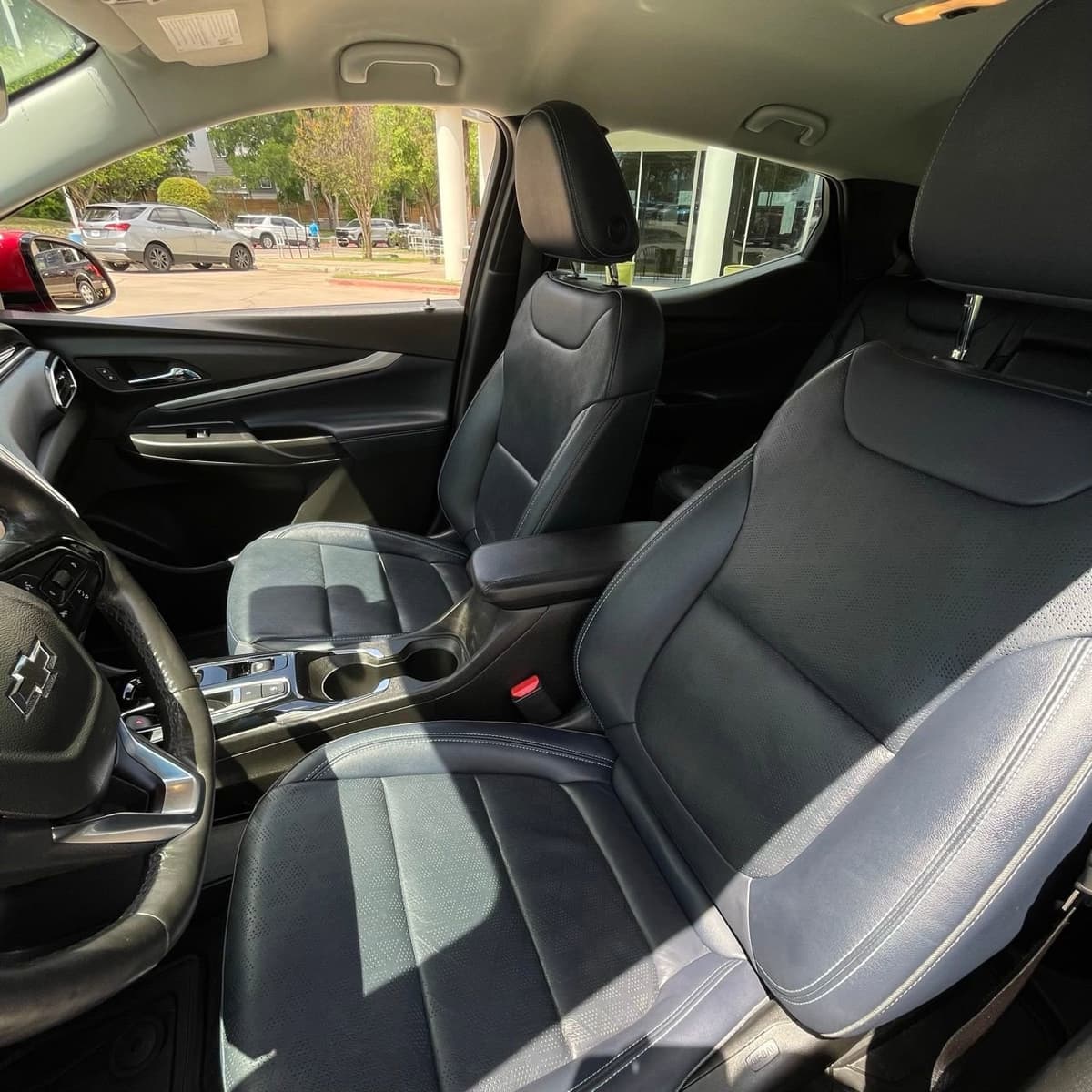 2023 Chevrolet Bolt EUV - Image 21