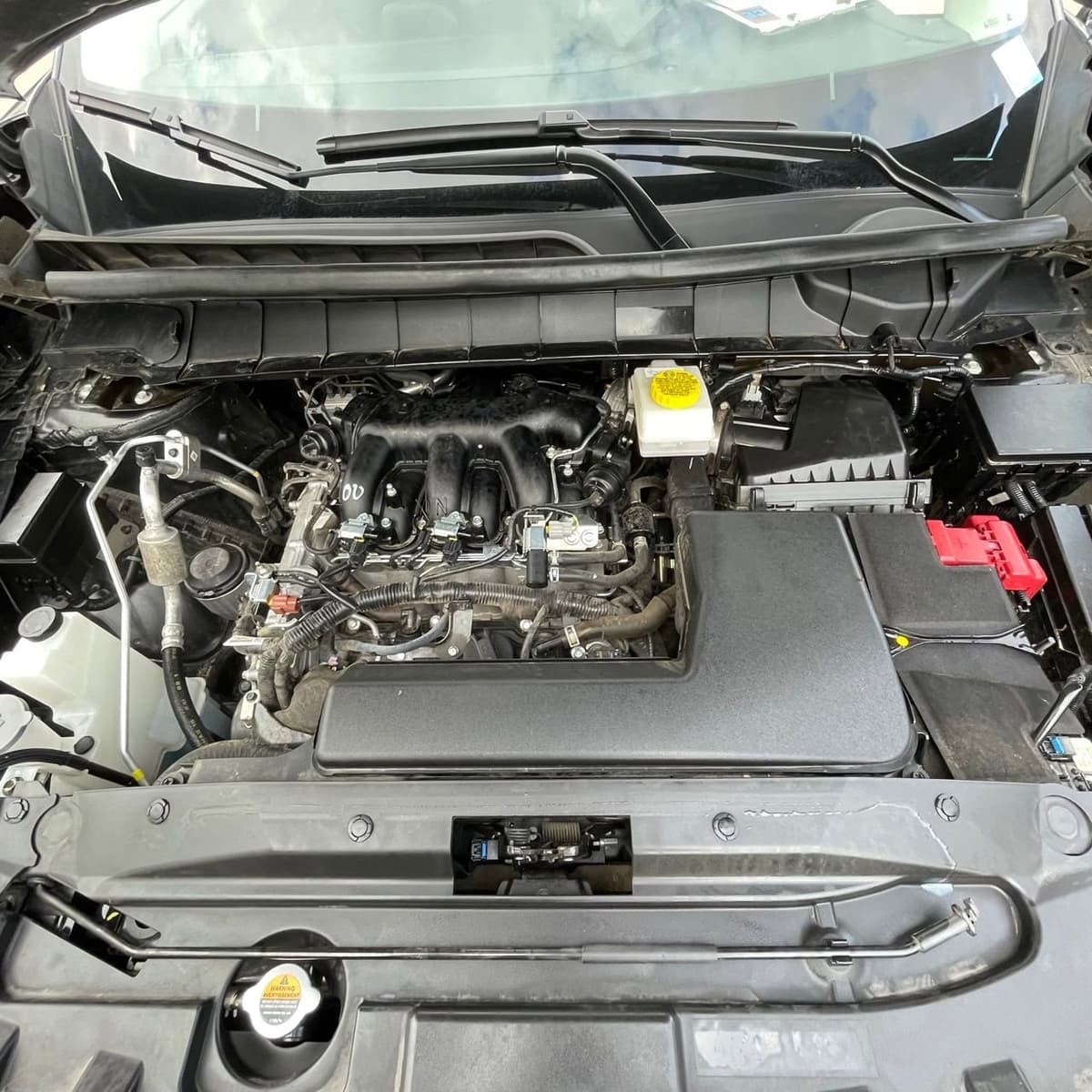 2025 Nissan Pathfinder - Image 27