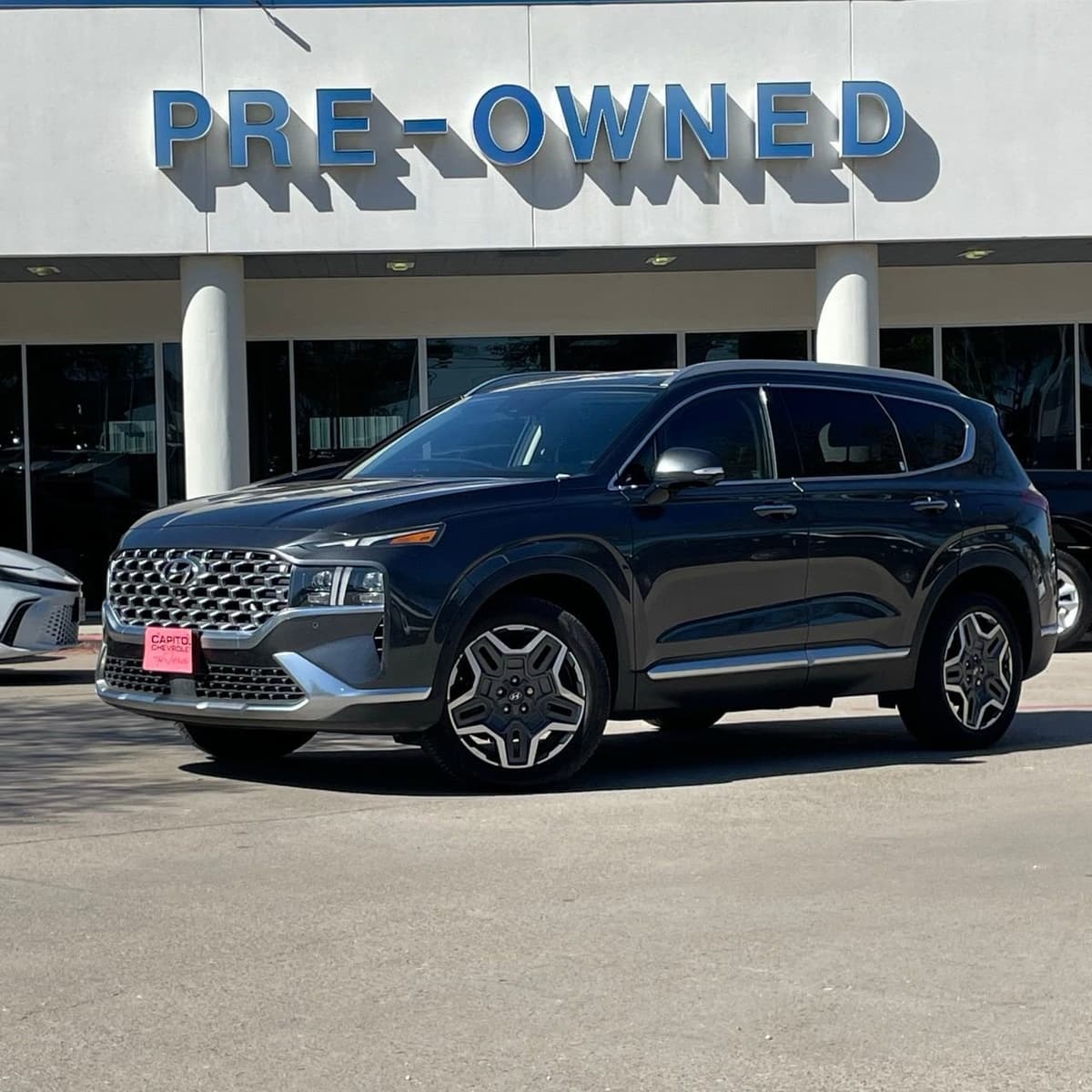 2022 Hyundai Santa Fe - Image 1