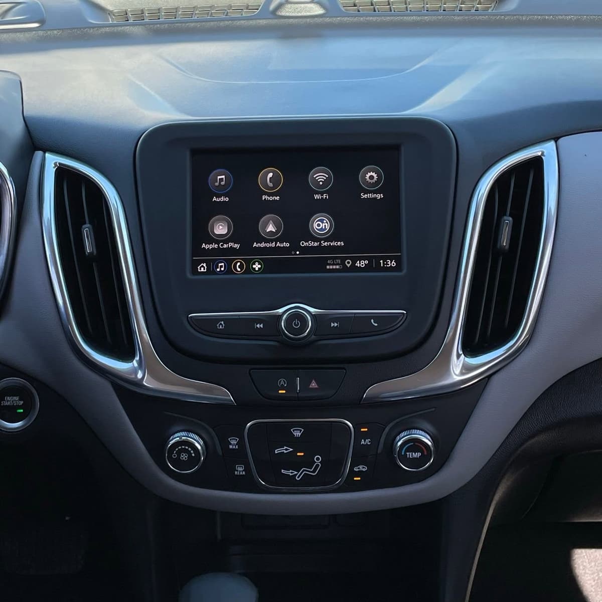 2022 Chevrolet Equinox - Image 17